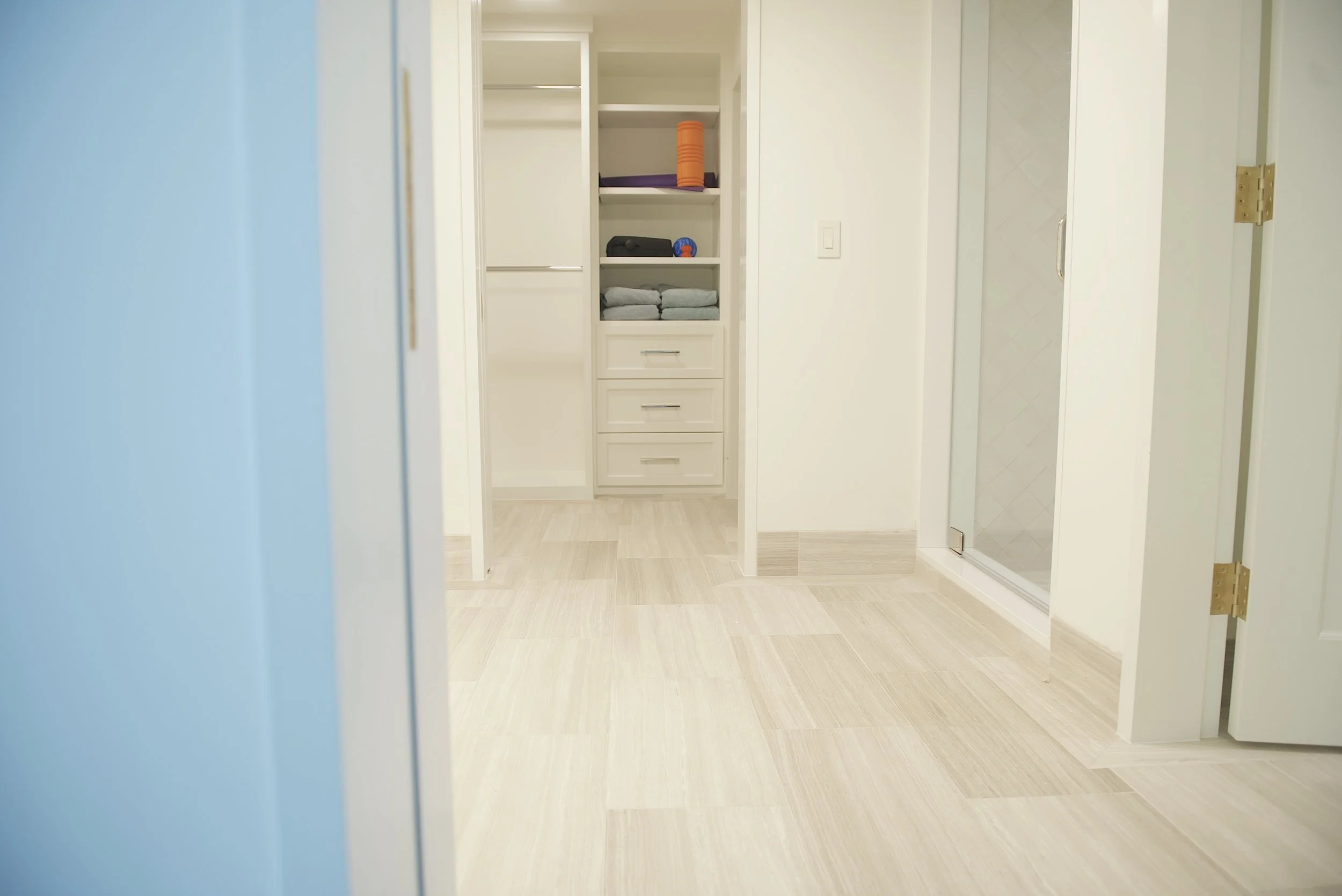 Closet tile, Austin